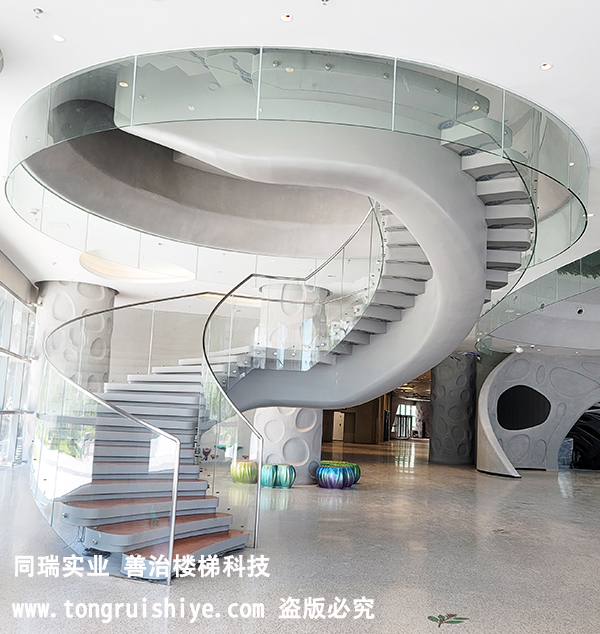 珠海博物馆-钢结构旋转楼梯